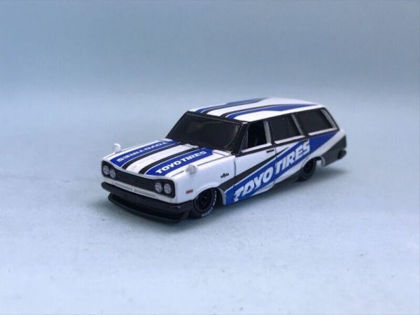 '69 Nissan Skyline Van - Toyo Tires